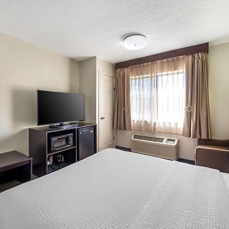 Sleep Inn & Suites Salina I-135 Eksteriør bilde